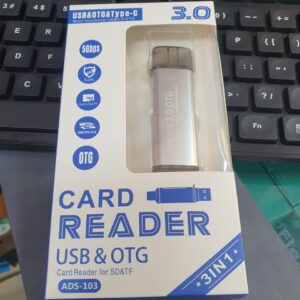 USB-C Card Reader