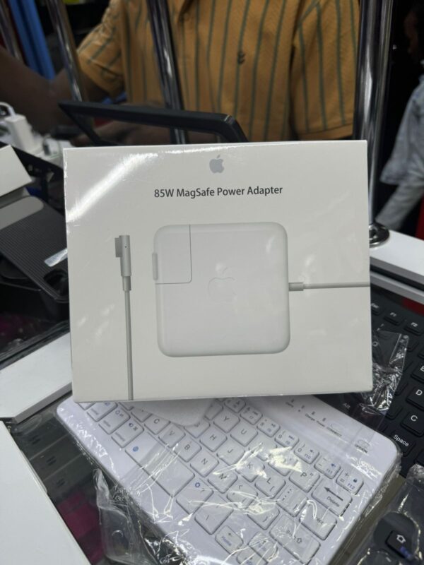Apple 85w MagSafe Power Adapter Model A1343